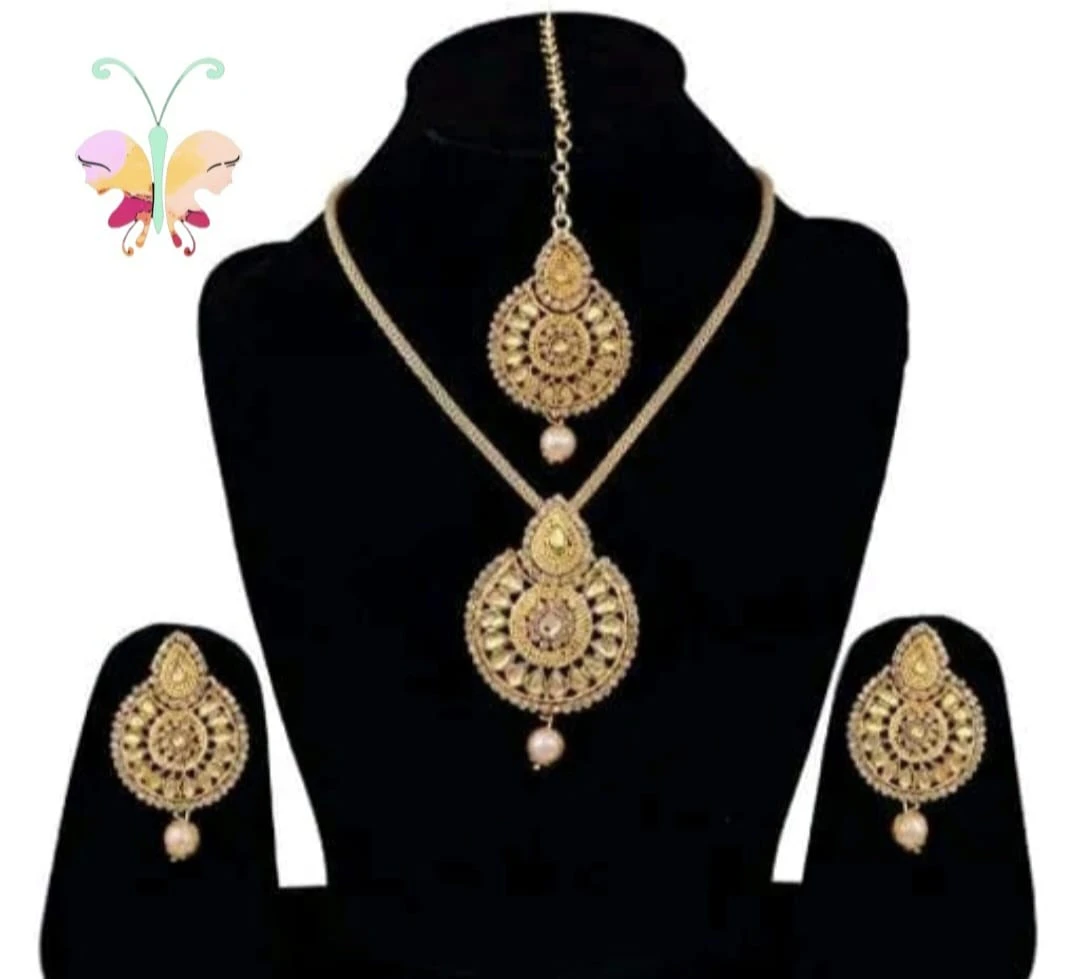 Necklace with Tikka & Earings set